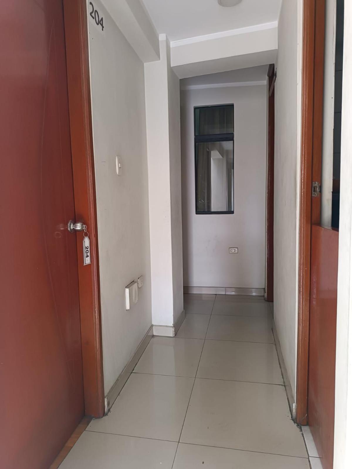 Hostal Yuraq Wasi 596 Аякучо Экстерьер фото
