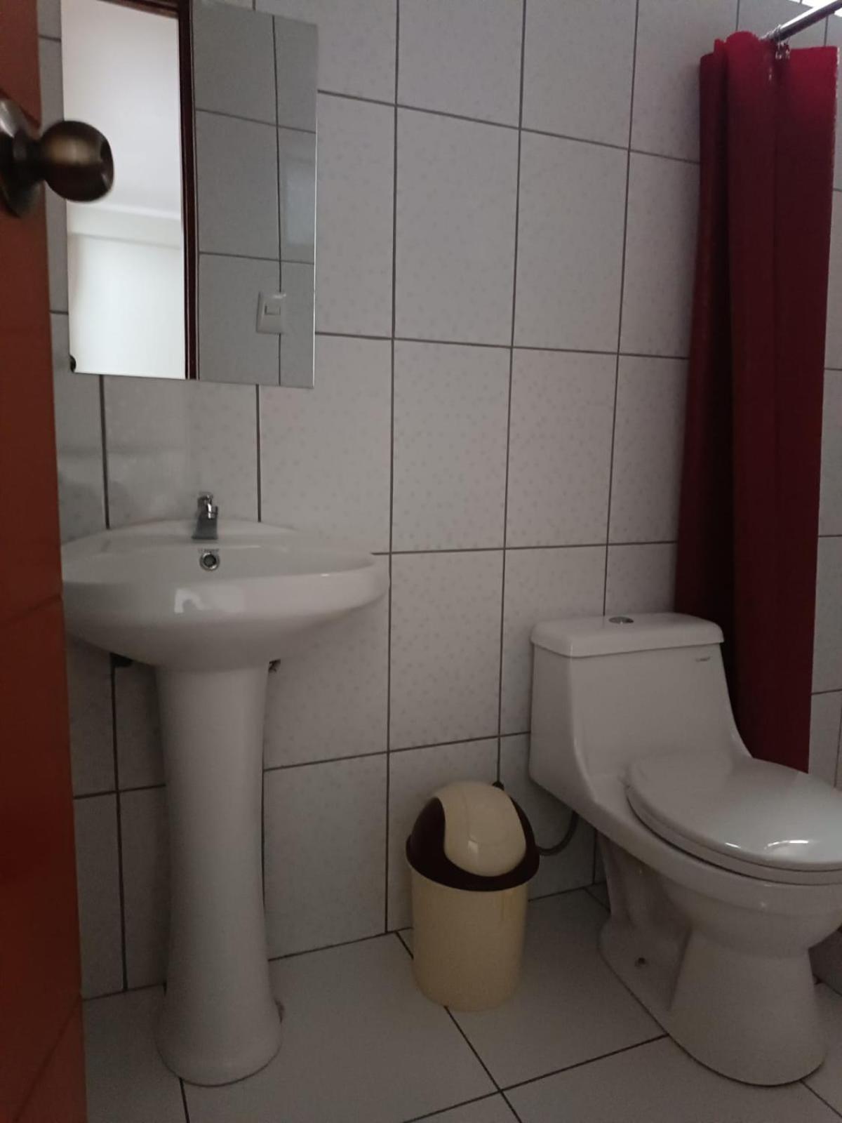 Hostal Yuraq Wasi 596 Аякучо Экстерьер фото